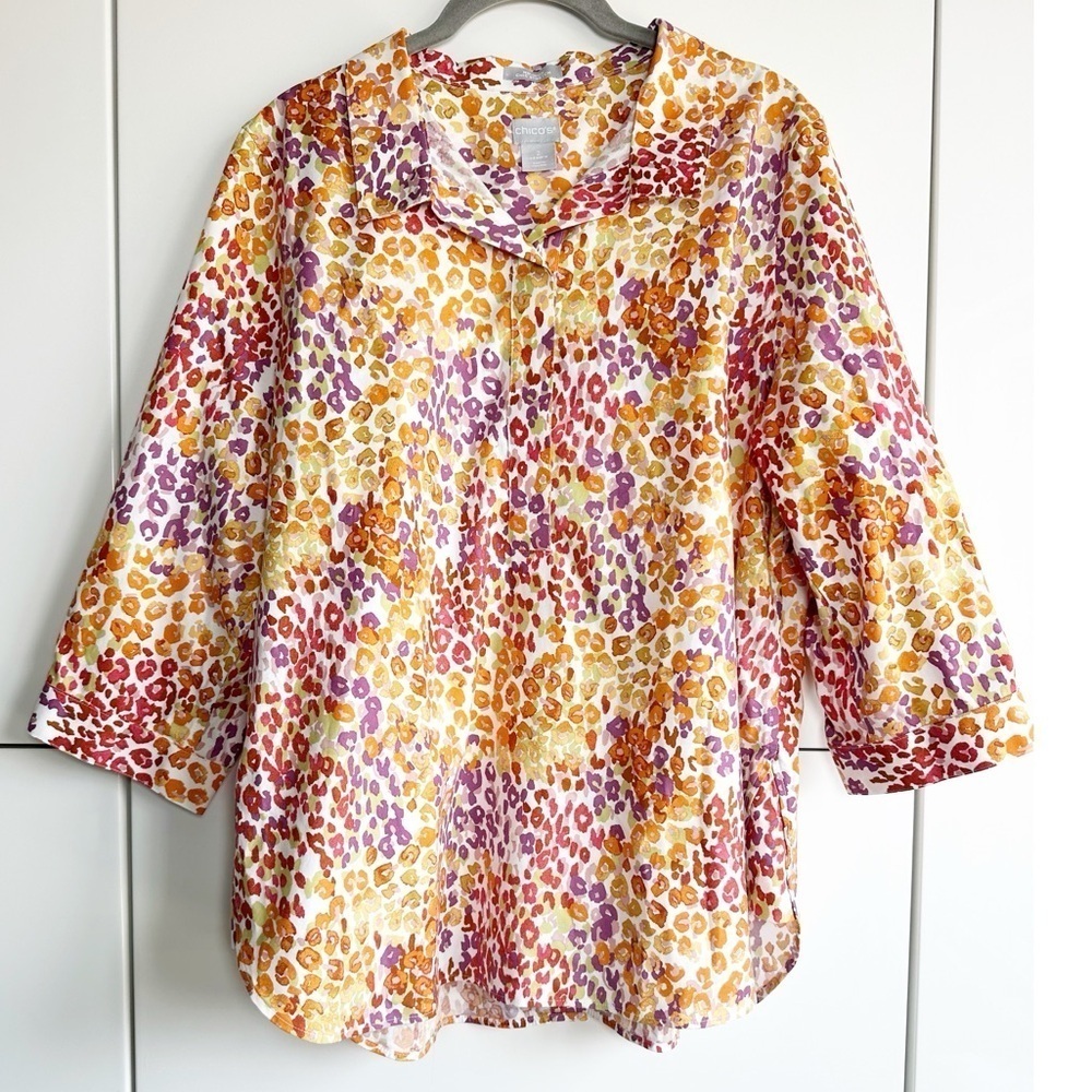 Chicos No Iron Multicolor Print Button Front Pullover Size 2 Orange Red Purple